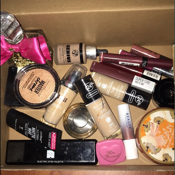 Other - Makeup Bundles!